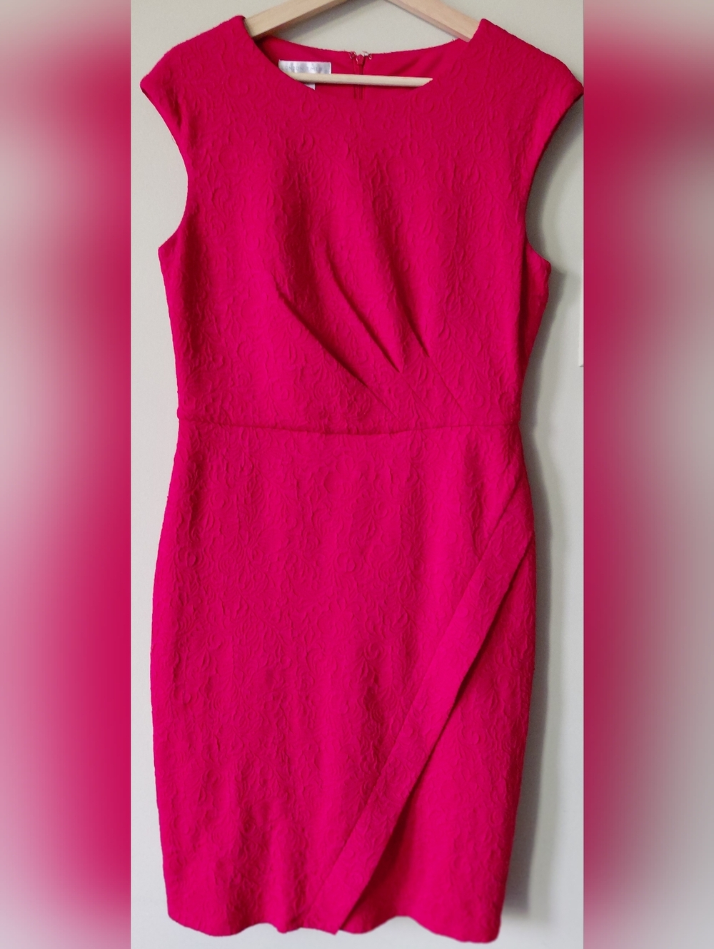 London Times Red Rose-Textured Sheath Midi Dress